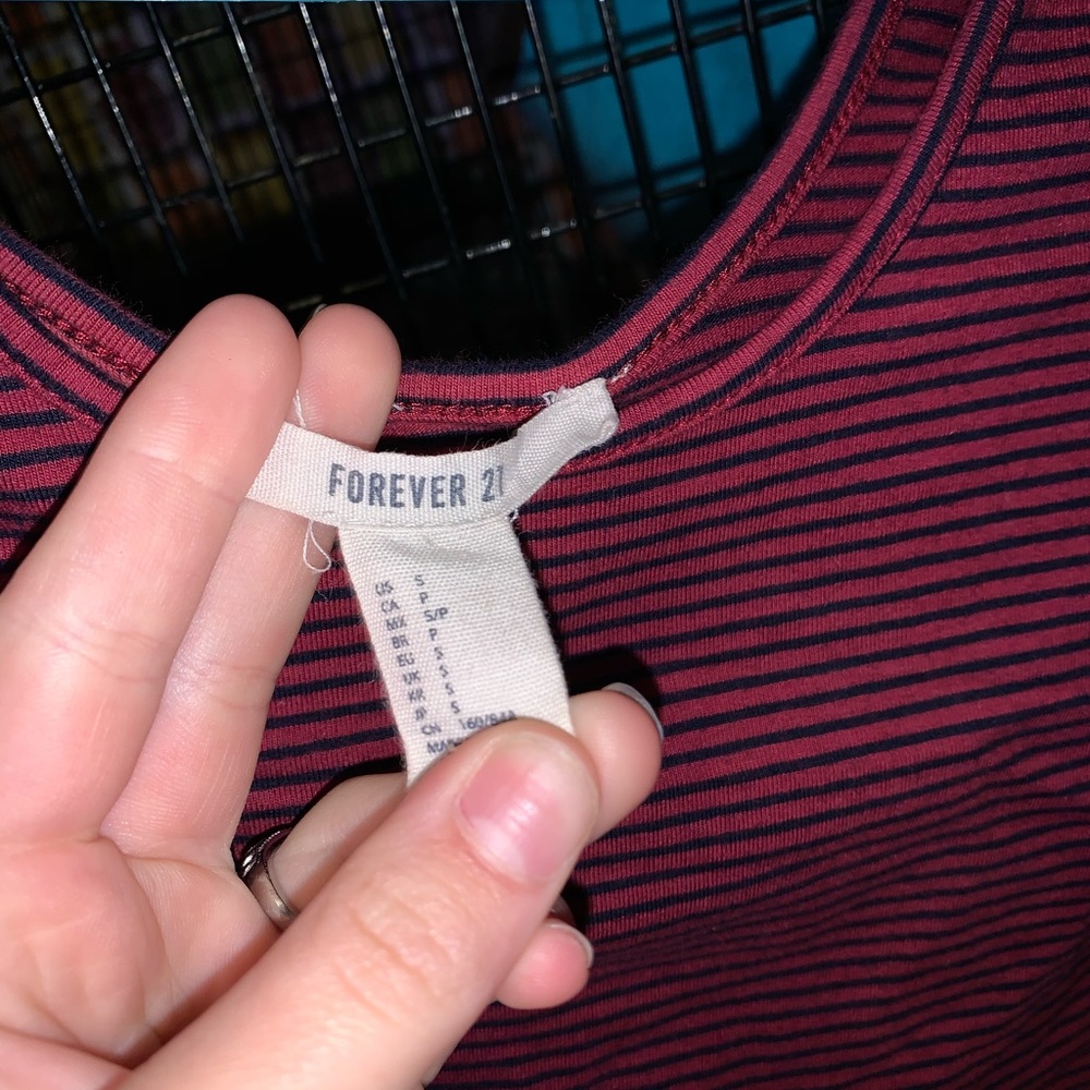 Fitted forever 21 crop top